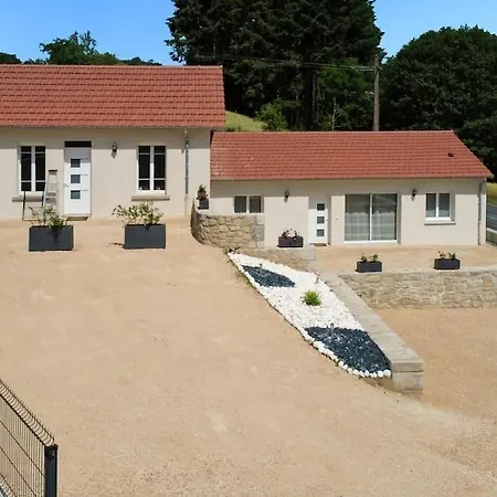 Lumineux Renove Avec Piscine - Cantal Ladinhac