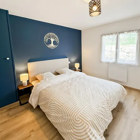 Lumineux Rénové Avec Piscine - Cantal Ladinhac