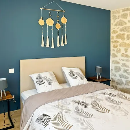 Semesterbostad Lumineux Renove Avec Piscine - Cantal *